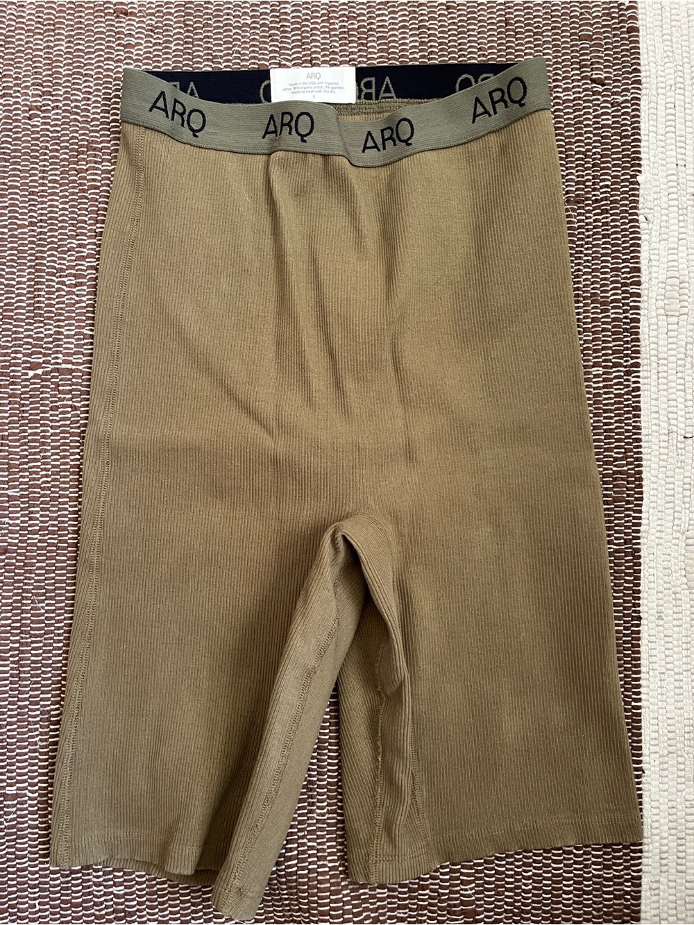 Arq size small ribbed bike shorts Olive green